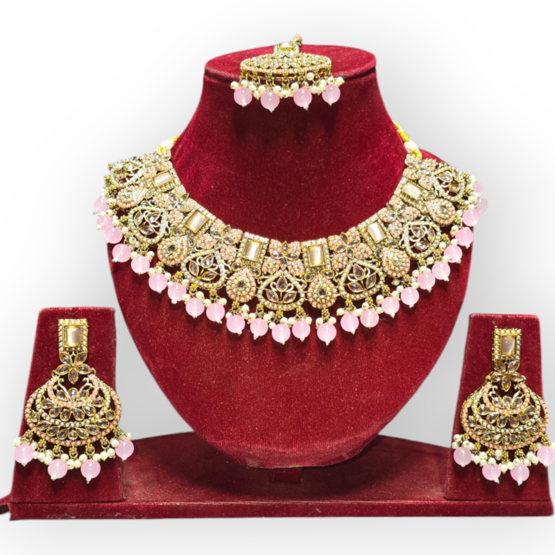 Gold Tone Kundan Choker Necklace Earring Maangtikka & Passa For Women - Image 6
