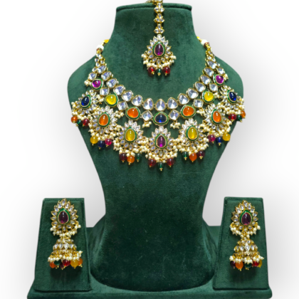 Polki Necklace set with Maangtikka