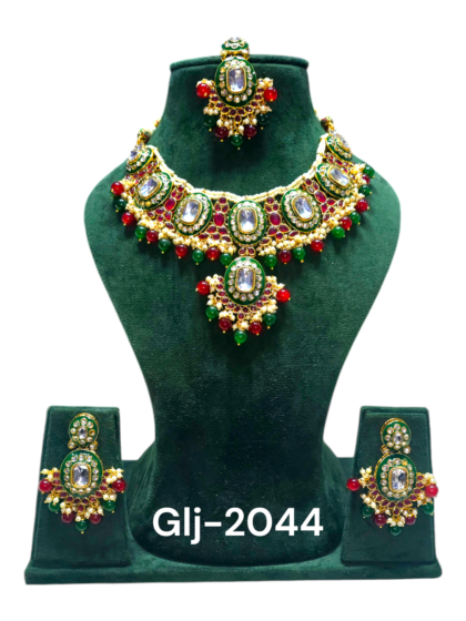 Polki Necklace set with Maangtikka